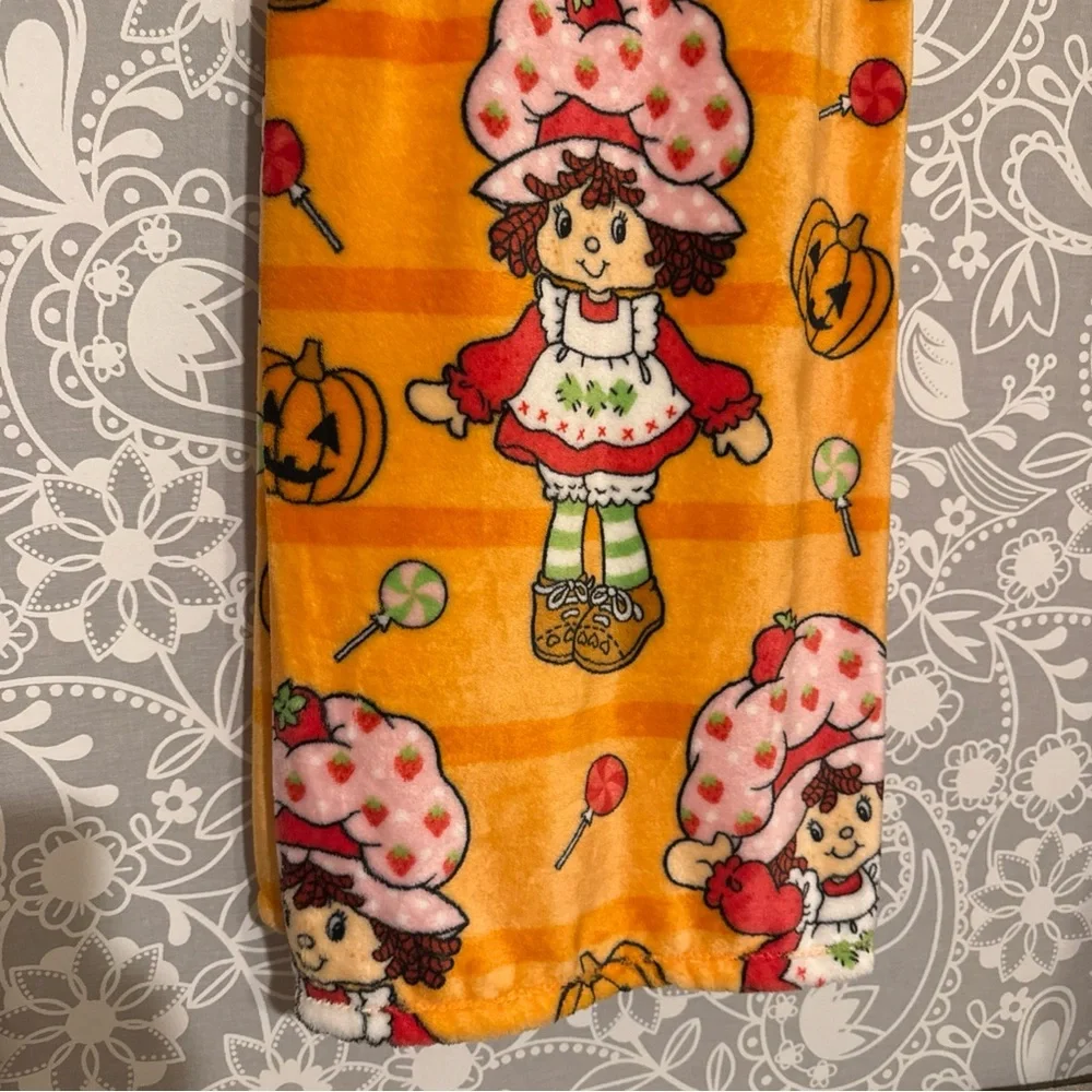 Halloween Strawberry Shortcake Plush Throw